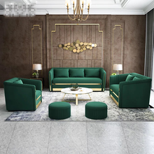 Load image into Gallery viewer, Classic green velvet