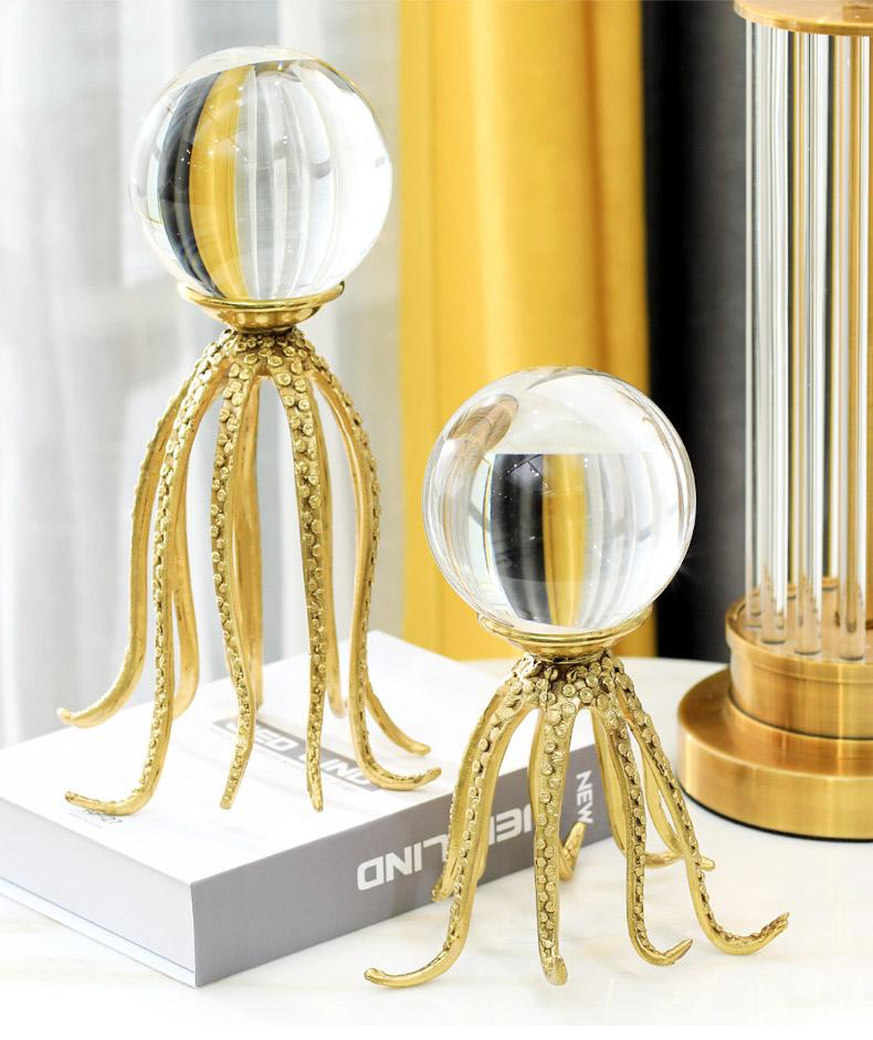 Gold Ostrich sphere set