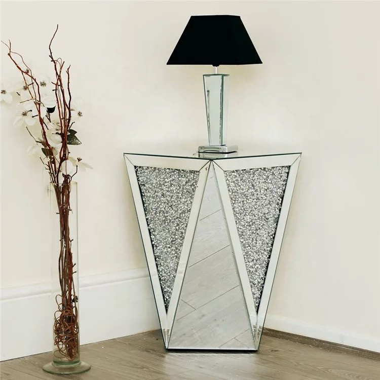 Classic Diamond Mirrored End Table